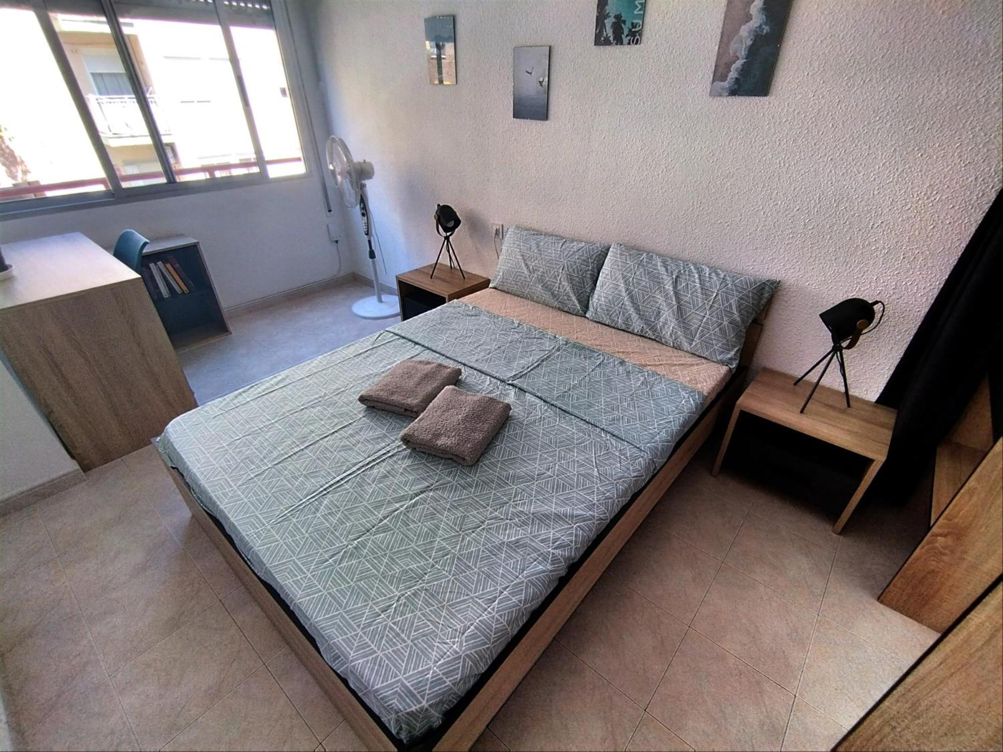 Habitaciones En Apartamento Compartido W Host Alicante Esterno foto